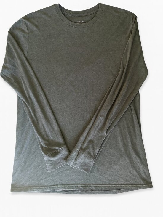Under Armour Women’s M Grey HeatGear Long Sleeve Top Loose Fit Performance-A221 - Picture 1 of 7